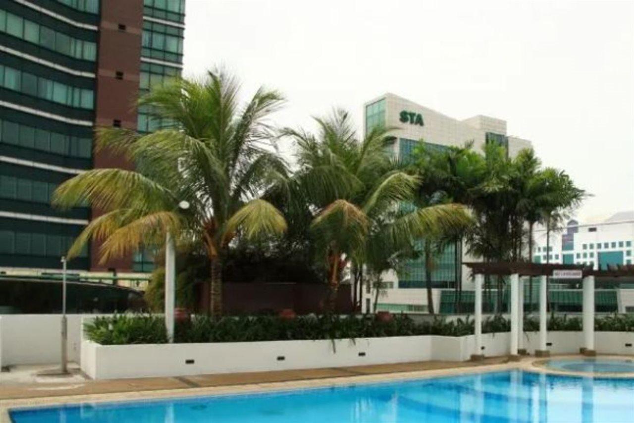 Hock Lee Hotel & Residences Кучинг Екстериор снимка