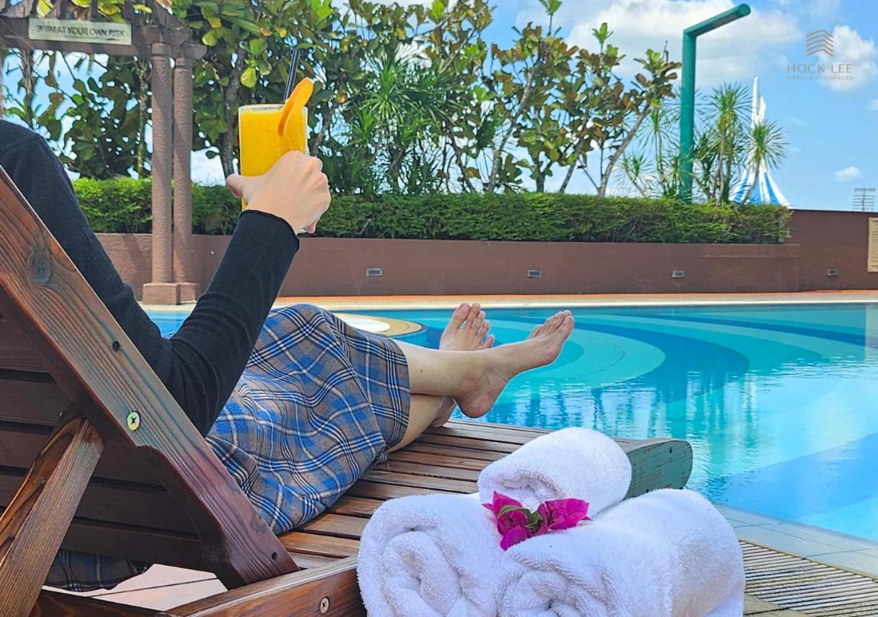 Hock Lee Hotel & Residences Кучинг Екстериор снимка