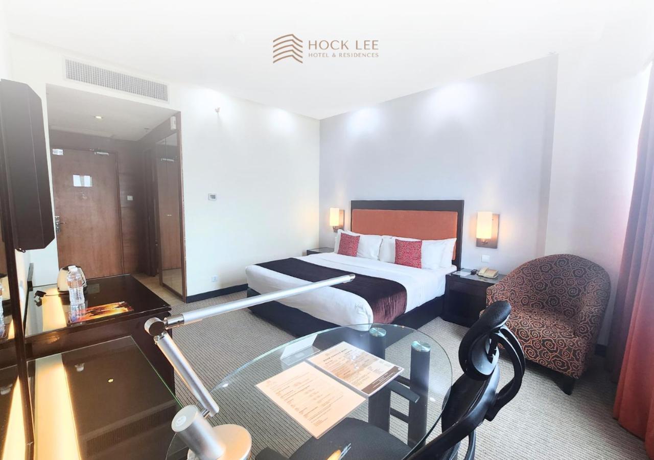 Hock Lee Hotel & Residences Кучинг Екстериор снимка