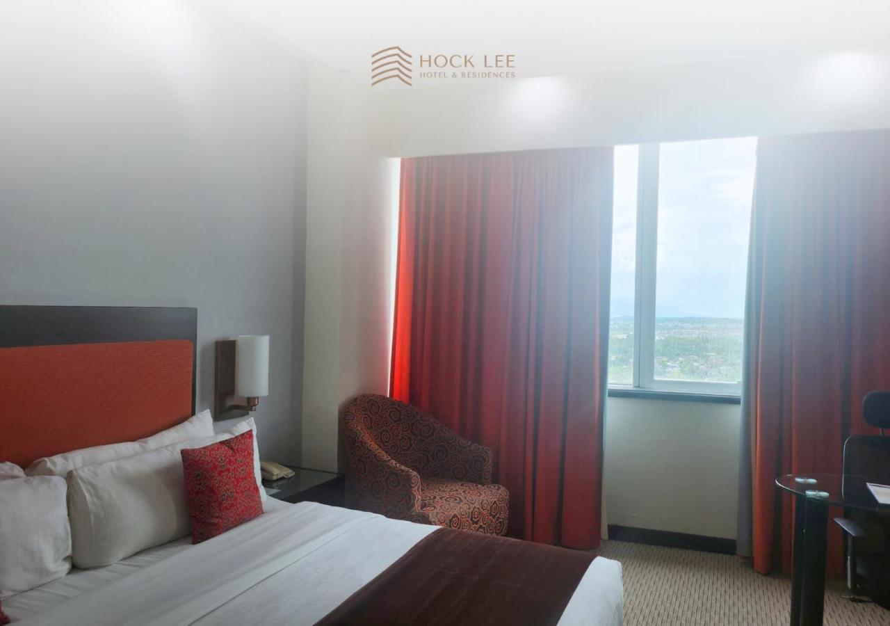 Hock Lee Hotel & Residences Кучинг Екстериор снимка